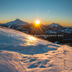 Splitting the Peaks Square