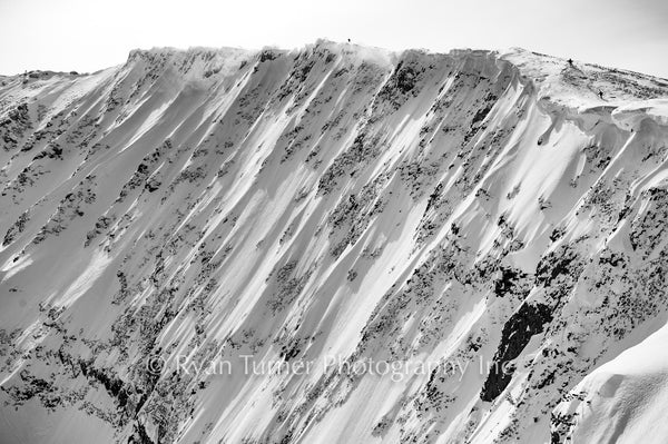 Extreme Lines